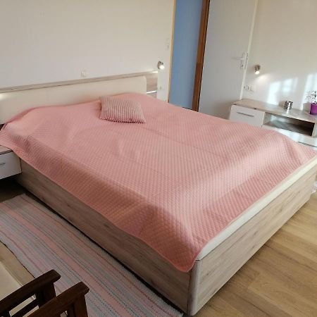 Kika Apartment Драмал Екстериор снимка