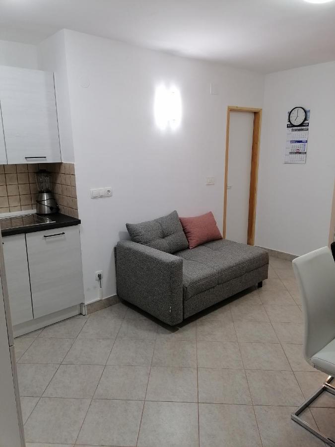 Kika Apartment Драмал Екстериор снимка