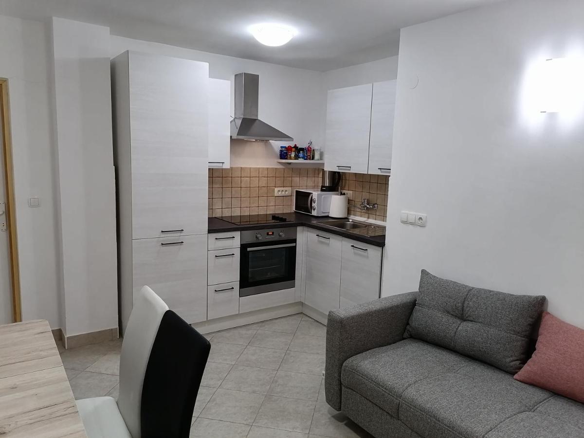 Kika Apartment Драмал Екстериор снимка