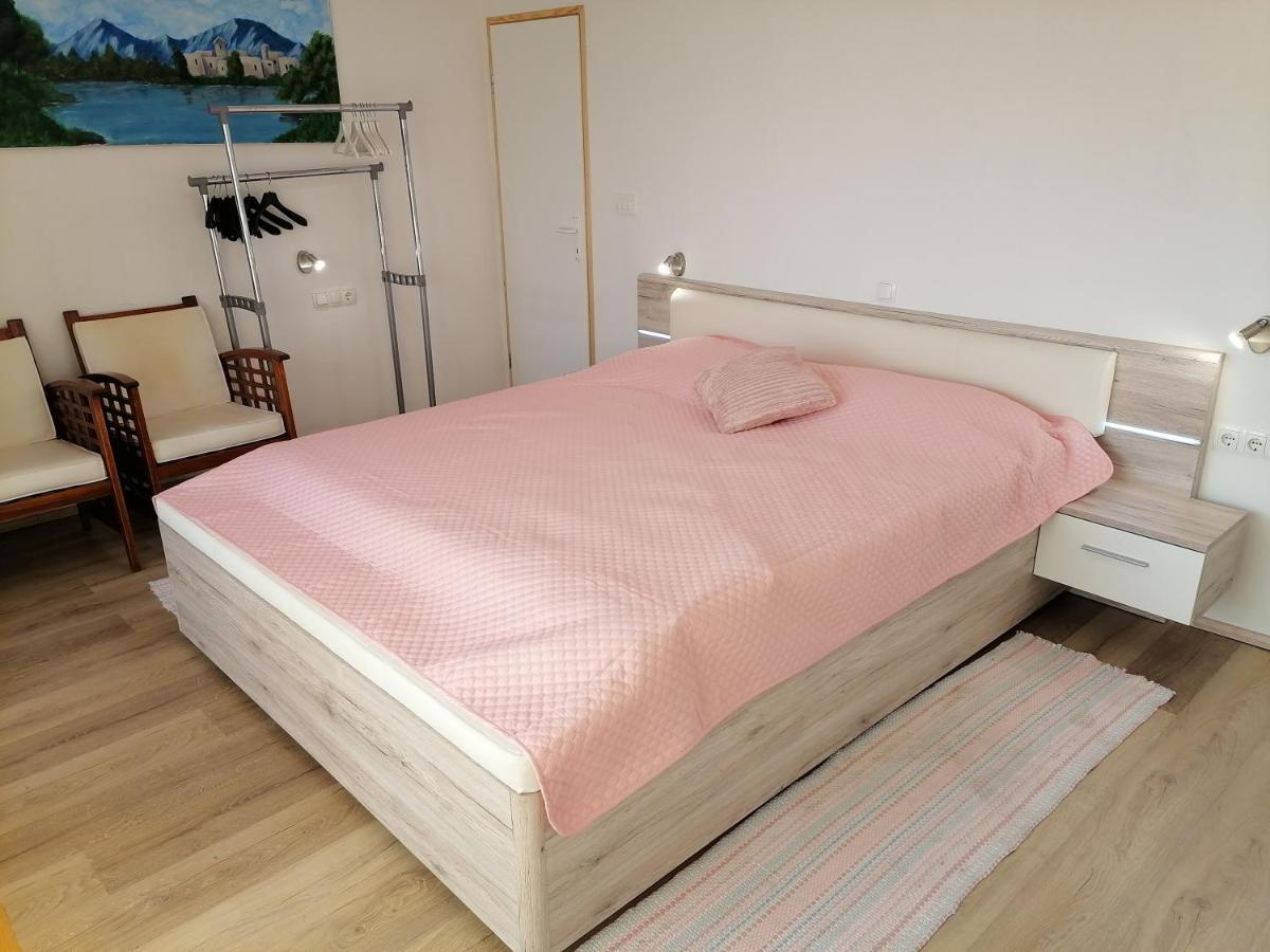 Kika Apartment Драмал Екстериор снимка